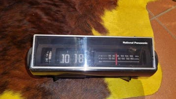 National Panasonic - RC-6005B AM/FM Mechanical Flip Clock, Nieuw
