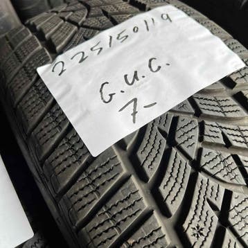 2 x Goodyear UltraGrip 225-50-19 Winterbanden 7mm, Auto-onderdelen, Banden en Velgen, 19 inch, Gebruikt, Band(en), Personenwagen
