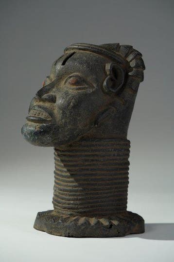 Een bronzen hoofd - Edo - Nigeria (Zonder minimumprijs)