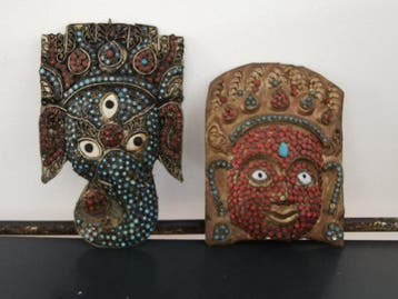 Tibetaanse wandmaskers - koper, metaal en steen - tibet,