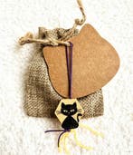 10 hartvormige kartonnen kaartjes bruin, wit of rood, Hobby en Vrije tijd, Knutselen, Verzenden, Nieuw