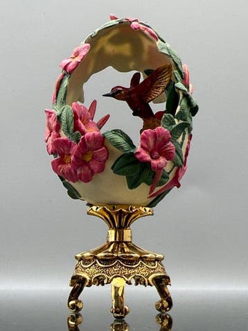 Fabergé ei - Imperial Hummingbird Ei met 24-Karat Goud, Antiek en Kunst