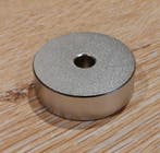 Single Puck (metaal) -  (Vinylaccessoires), Nieuw in verpakking