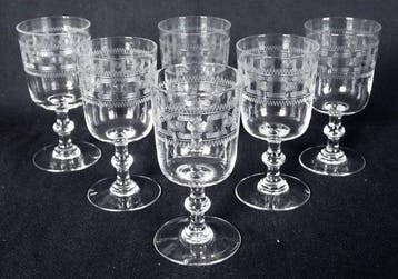 Baccarat - Wijnglas (6) - Gravure 3458 - Kristal