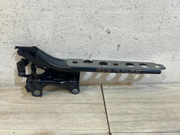 Porsche Macan 95B linker motorkap scharnier, Auto-onderdelen, Verzenden, Gebruikt