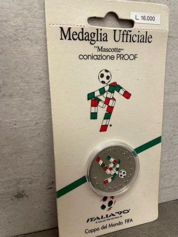 1990 - Herdenkingsmedaille Wereldkampioenschap voetbal, Nieuw