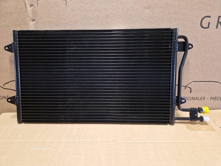Airco Condensor VW LT 2D0820413 Origineel Nieuw, Auto-onderdelen, Overige Auto-onderdelen, Nieuw, Volkswagen, Verzenden