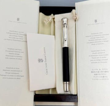 Graf von Faber-Castell - Classic Ebony - Vulpen, Nieuw