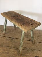 Kruk - Hout - Een houten melkkruk.