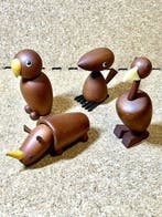 Vintage Scandinavian Style Wooden Animal Figurines “Royal, Antiek en Kunst, Antiek | Speelgoed