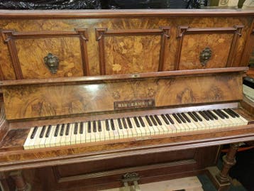 Piano Opknapper, zeer mooie kast met houtinleg, Cd's en Dvd's, Nieuw in verpakking