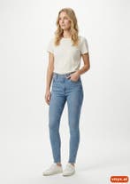 Levis Jeans Dames maat WW26 / L30 Blauw Vintage, Ophalen of Verzenden, Nieuw