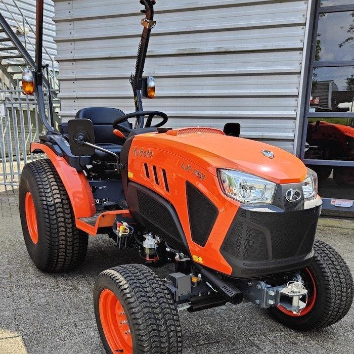 Kubota traktor LX-351 met beugel 35pk (Voorraad), Zakelijke goederen, Agrarisch | Tractoren, Ophalen of Verzenden