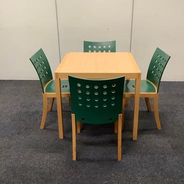 Complete set tafel + 4 stuks stoelen, beuken - groen, Ophalen of Verzenden, Gebruikt, Bureau