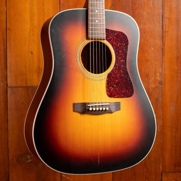 Guild d-40e Satin Antique Burst (B-stock), Muziek en Instrumenten, Ophalen of Verzenden, Nieuw
