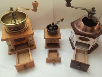 Koffiemolen (3) - Hout, Metaal, Keramiek, Antiek en Kunst, Antiek | Keukenbenodigdheden