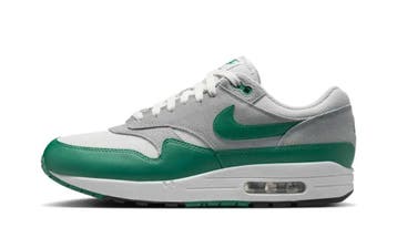 Nike Air Max 1 Essential Evergreen Aura, Kleding | Heren, Schoenen, Nieuw