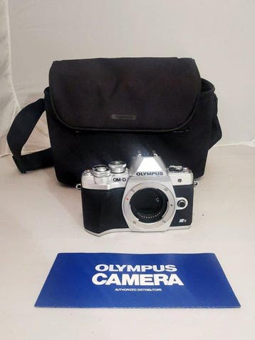 Olympus OM-D E-M10 Mark III S Spiegelloze camera, Nieuw