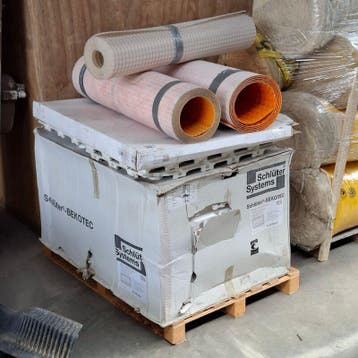 Assortiment divers ondervloerplaten / noppenplaten t.b.v., Nieuw