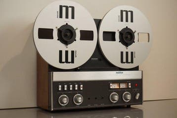 Revox - A77 Mk4 - 3-motor / 4-track / MAXELL reels/, Nieuw