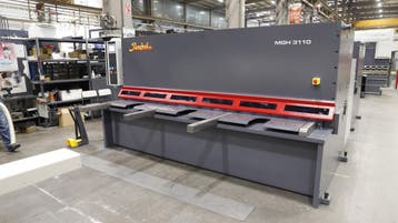 BAYKAL MGH Knipbank plaatschaar van 3m 6mm tot 4m 20mm, Zakelijke goederen, Machines en Bouw | Metaalbewerking