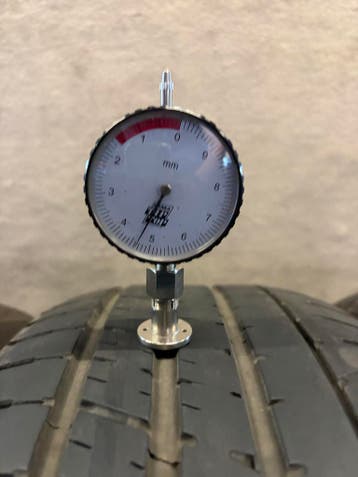 4x Pirelli P-Zero - 225/35 R19 - €80 per stuk, Auto-onderdelen, Banden en Velgen, Gebruikt, Band(en), Personenwagen, Ophalen
