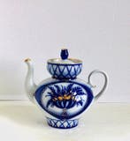 Lomonosov Imperial Porcelain Factory - USSR - Larisa, Antiek en Kunst
