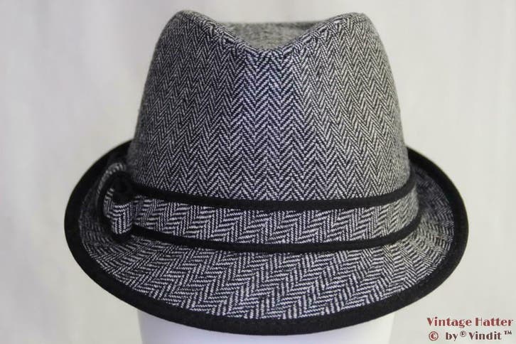 gleufhoed Trilby grijs of bruin vissengraat maat 57 nieuw, Kleding | Heren, Hoeden en Petten, Hoed, Nieuw, Ophalen of Verzenden