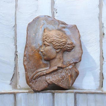 sculptuur, Bassorilievo Diana - 20 cm - Gegoten steen