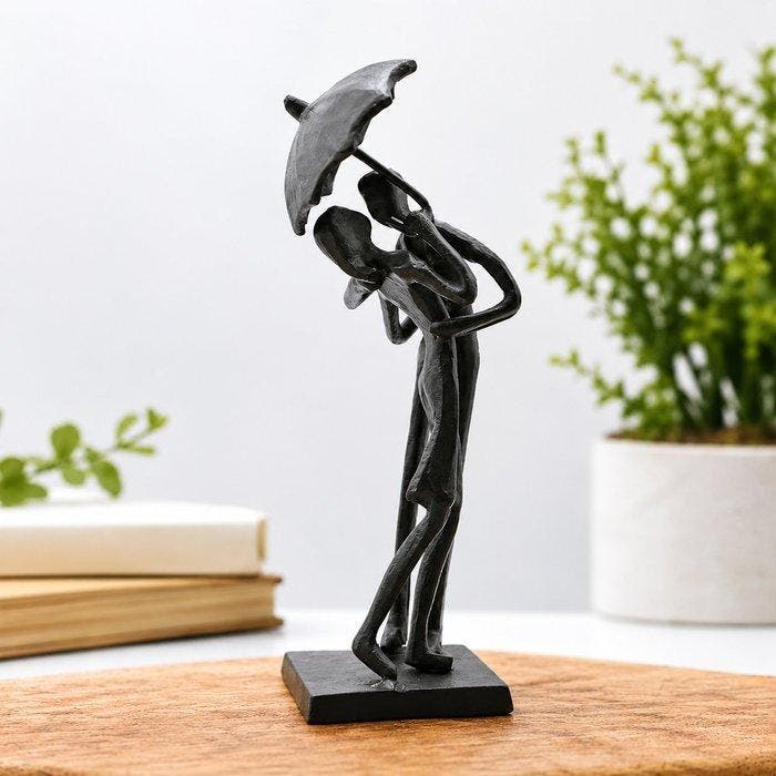 sculptuur, Elegant Kissing Couple Sculpture Romantic Black, Antiek en Kunst, Curiosa en Brocante
