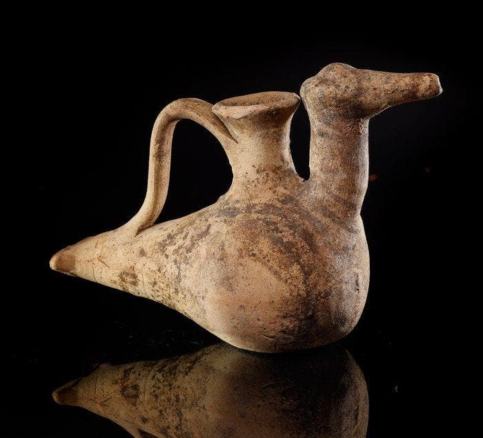 Oud-Griekenland, terracotta rhyton in de vorm van een vogel, Verzamelen, Mineralen en Fossielen