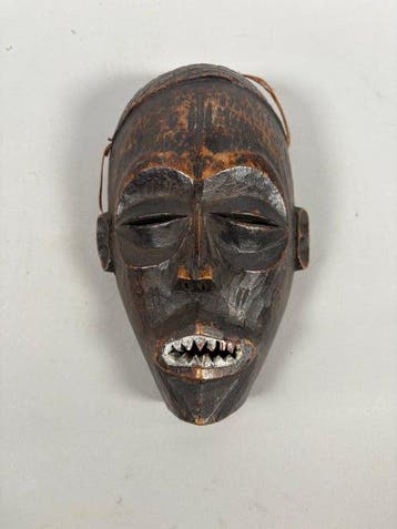 Masque Tchokwé - sculptuur - Masker Mwana Pwo Tchokwe,