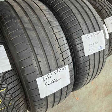 2 x Falken 235-55-17 103WZomerbanden 5mm, Gebruikt, 17 inch, Ophalen of Verzenden, 235 mm