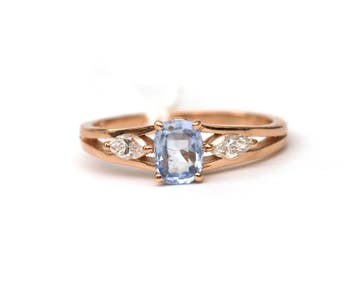 Een 18 krt. roségouden ring met saffier en diamanten, Sieraden, Tassen en Uiterlijk, Ringen, Gebruikt