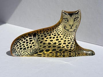 Abraham Palatnik - sculptuur, Leopard - 11 cm - Lucite