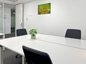 Kantoorruimte in Regus Pettelaarpark, Verzenden