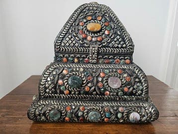 Kist - Hout - Grote Tibetaanse 30 cm, Antiek en Kunst