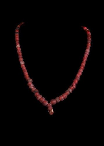Oud-Romeins Halfdoorzichtig rood glas Kralenketting (Zonder