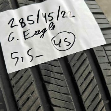 2 x Goodyear Eagle 285-45-22 4 Seizoenbanden 5,5mm, Gebruikt, 285 mm, Overige maten, Ophalen of Verzenden