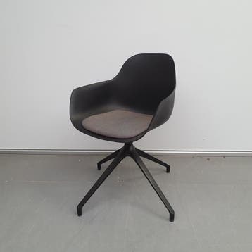 Crassevig Pola Round vergaderstoel - kunststof zitting met b, Huis en Inrichting, Stoelen, Ophalen of Verzenden, Nieuw