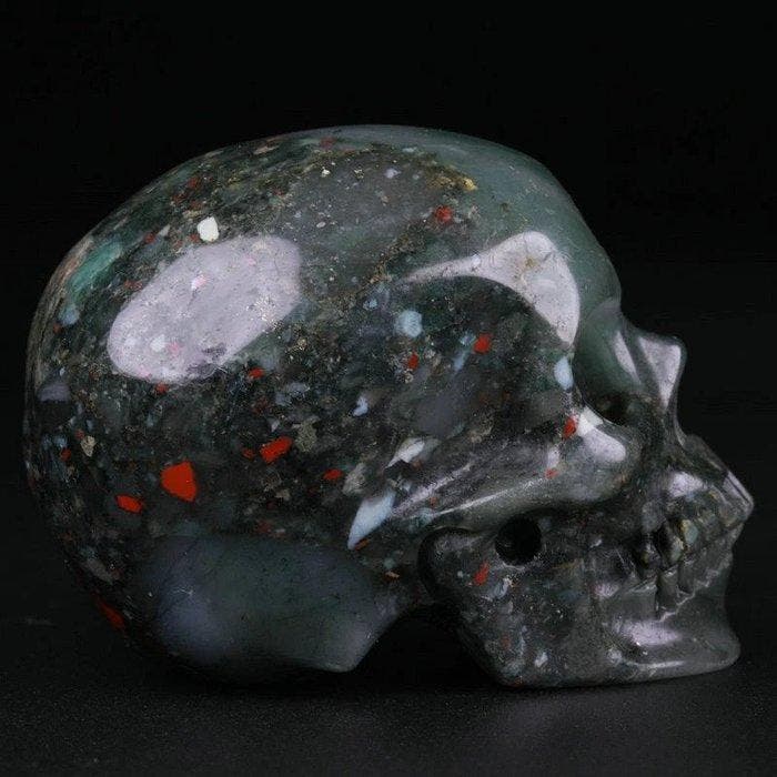 96 g Afrikaanse bloedsteen schedel – Christi Blutstein –, Verzamelen, Mineralen en Fossielen