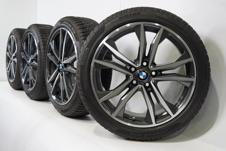 BMW X1 F48 X2 F39 715M 19 inch velgen Pirelli Runflat Winter, Auto-onderdelen, Banden en Velgen, Velg(en), Gebruikt, 19 inch, Winterbanden