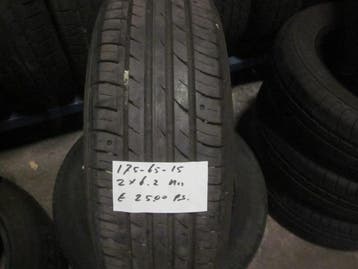 175 65 15 Falken zomerbanden, Uniroyal 4 season banden, 15 inch, 175 mm, Nieuw, Ophalen of Verzenden