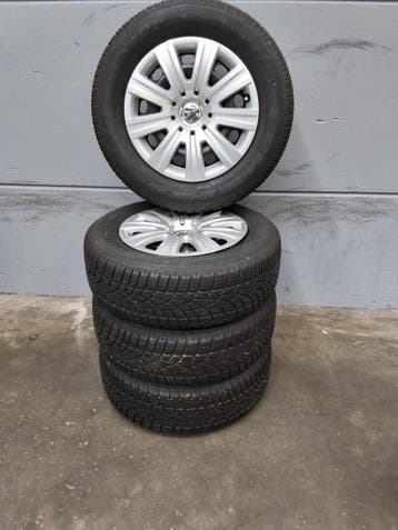VW Touran winterset 16 inch Dunlop SP Winter Sport 3D 6,2 mm, 16 inch, Banden en Velgen, Personenwagen, Gebruikt