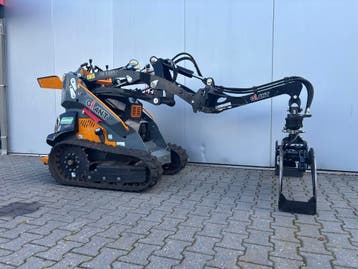 Te koop Giant Skidsteer GS950T en Giant 254 SW, Ophalen, Graafmachine
