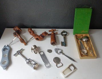 Themacollectie - Vintage Collectie van Wijn en Flesopener