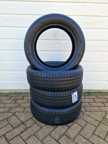 215/55/18 95T Goodyear demo banden, Auto-onderdelen, Banden en Velgen, Ophalen, 18 inch, 215 mm, Nieuw