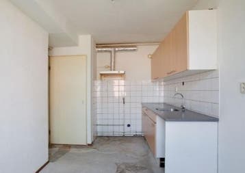 Te Huur 3 Kamer Appartement Heindijk In Rotterdam, Huizen en Kamers, Huizen te huur, Rotterdam, Direct bij eigenaar, Appartement