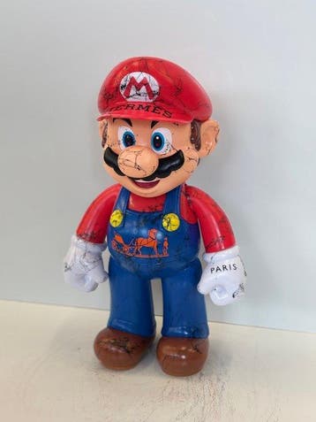 Rob VanMore - Super Mario by Hermes XXL - 51cm