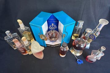 Parfumfles (12) - Glas - Parfumflessen
